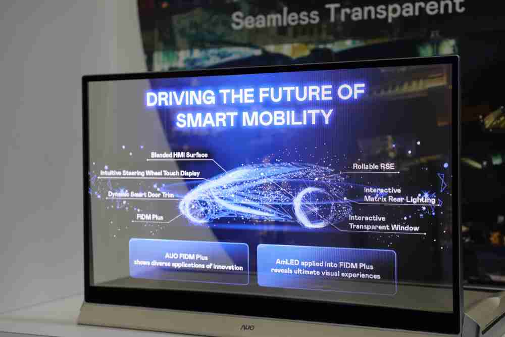 财神娱乐凭借着超高亮度和透明度，，这款30吋透明Micro LED显示器在AR系统与智慧零售具有潜在的应用价值。。。